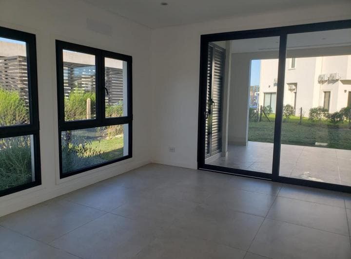 Casa en Venta 4 Amb. Rumenco Joven - 3
