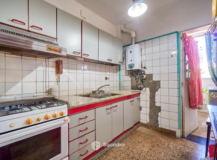 Venta - Casa en Planta Alta de 2 Dorm., Balcón. España y Hospitales, Rosario. - 2