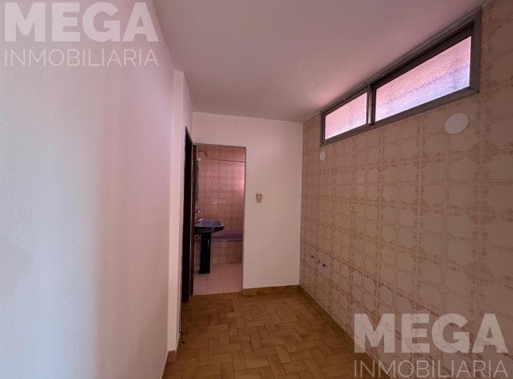 Casa en Venta Ubicada en Calle Cataluña Esquina El Quijote - 3