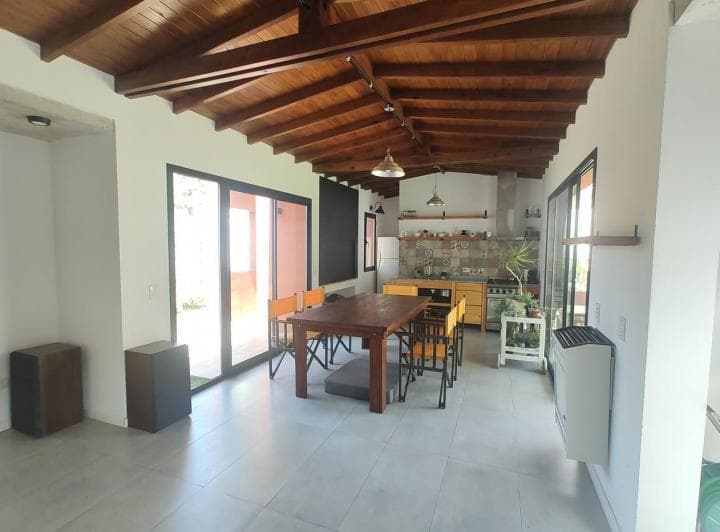 Venta Lote con Quincho en Barrio Bosque Alegre - 5