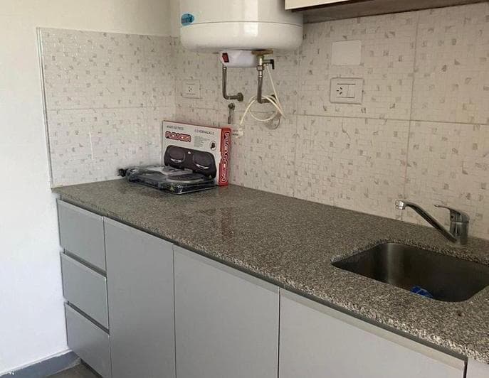 Venta Monoambiente Divisible. Balcarce 700 - 5