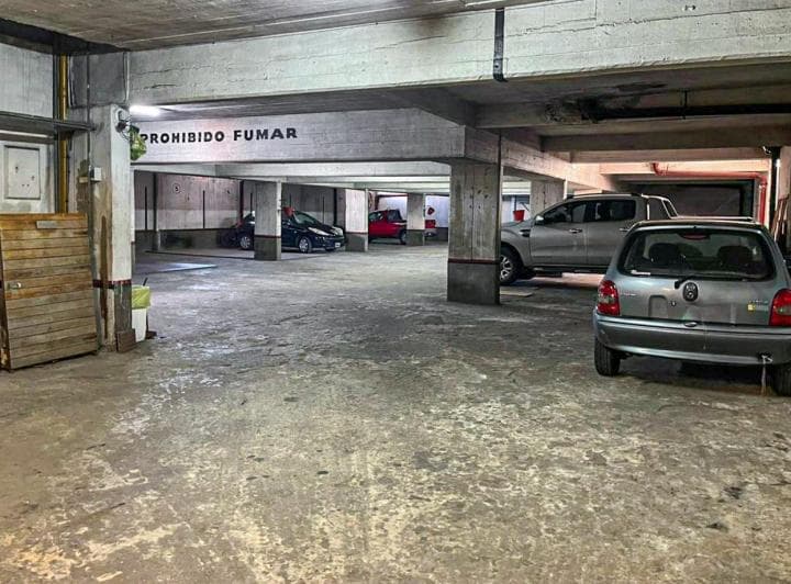 Venta Cochera en La Perla Planta Baja - 3