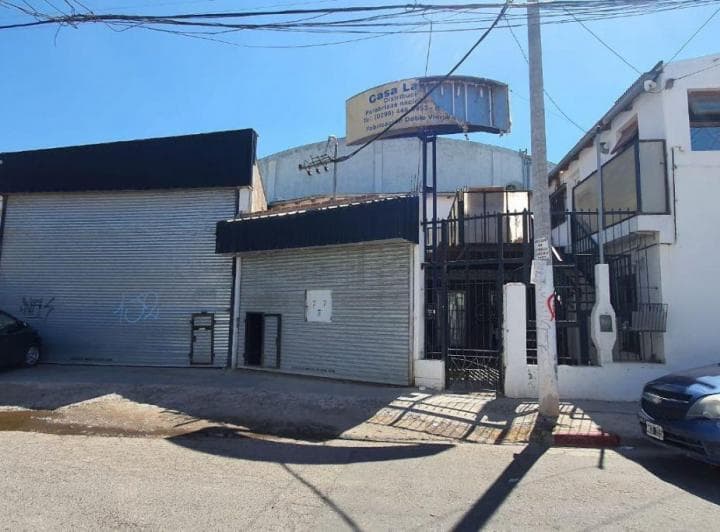 Vendo Galpón 1300 m² Neuquén - 2