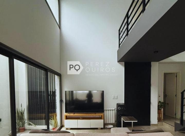 Se Vende Duplex en Solares de Manantiales - 2