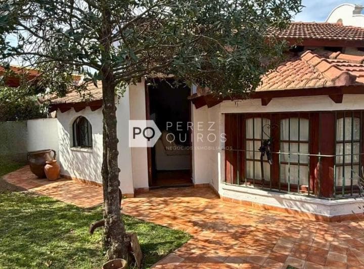 Se Vende Casa en B° San Alfonso - 2