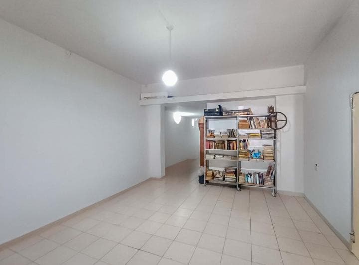 Venta | Permuta - Complejo Compuesto por Ocho Monoambientes Al Frente - Echesortu, Rosario. - 4