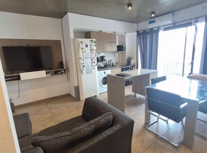 Departamento / Semipiso de 2 Ambientes en Venta - Avellaneda - 4