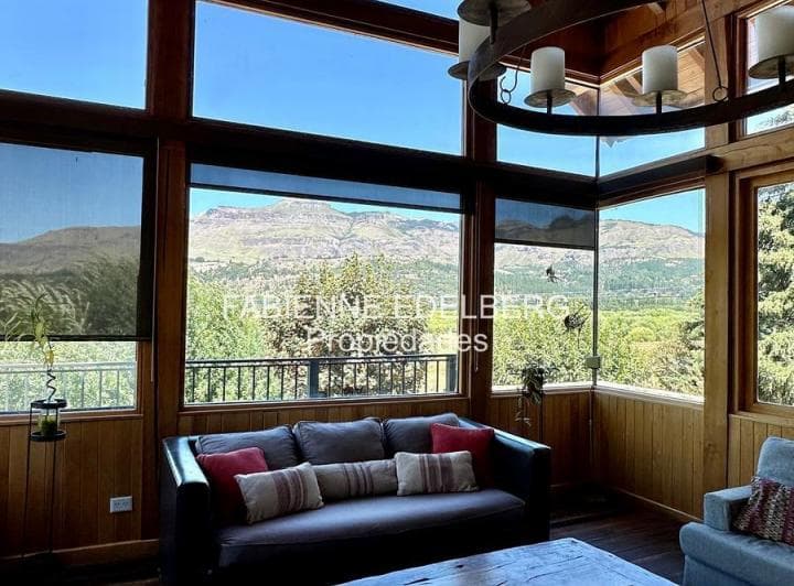 Casa en Venta en El Encantador Callejón de Gingin, San Martín de Los Andes, Patagonia Argentina. - 5
