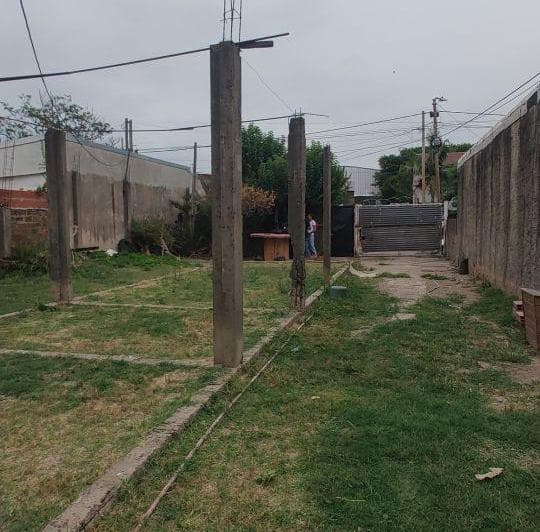 Venta, Terreno de 10 m. de Frente X 30 m de Fondo. a 100 m. Aprox. de Av Gral. José de San Martín - 4