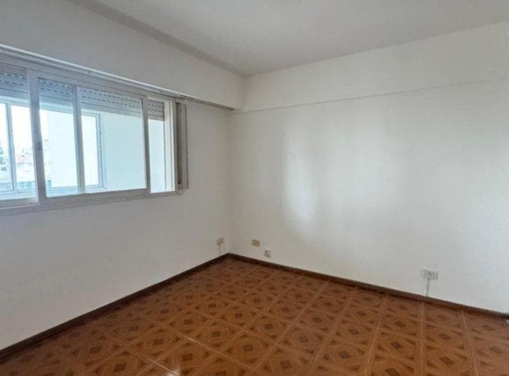Venta Guemes 2041 Departamento de un Dormitorio Amplio y Luminoso - 3