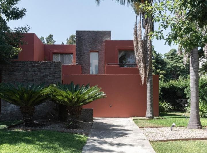 Casa Importante Optimo Estado Usd 720.000. - Ayres - Recado - 2