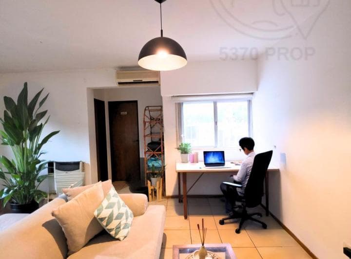 Departamento en Venta, 2 Ambientes Muy Grandes y Bajas Expensas - 3