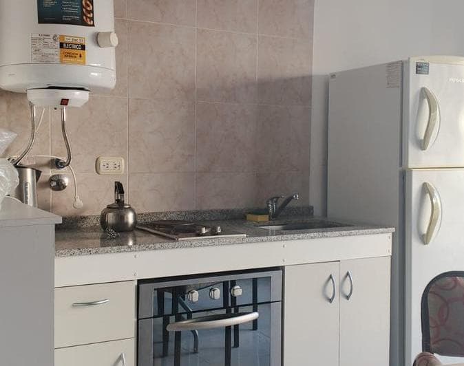 Departamento Monoambiente a La Calle con Balcon Frances en Chauvin - 4