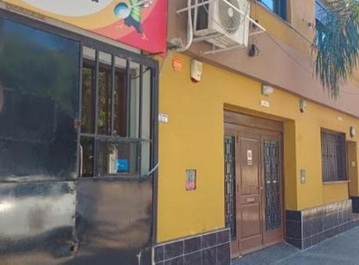 Casa en Venta - 5 Dorm. 3 Baños - Córdoba - 2