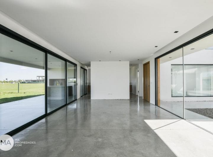 Casa 3 Dorm. en Construcción - Av Arturo Illia 158 - Funes Vida Club de Campo | Venta - 3