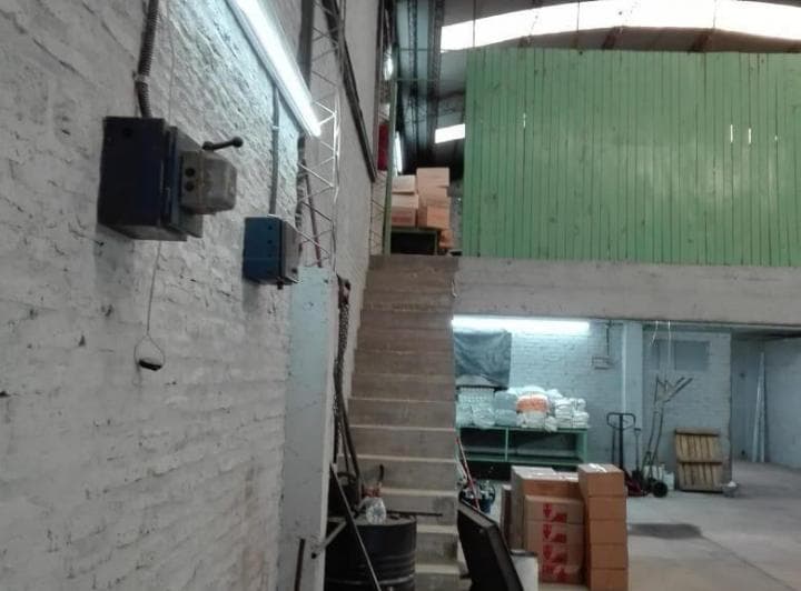 Venta - Galpon Industrial - Barrio Empalme Graneros - 4