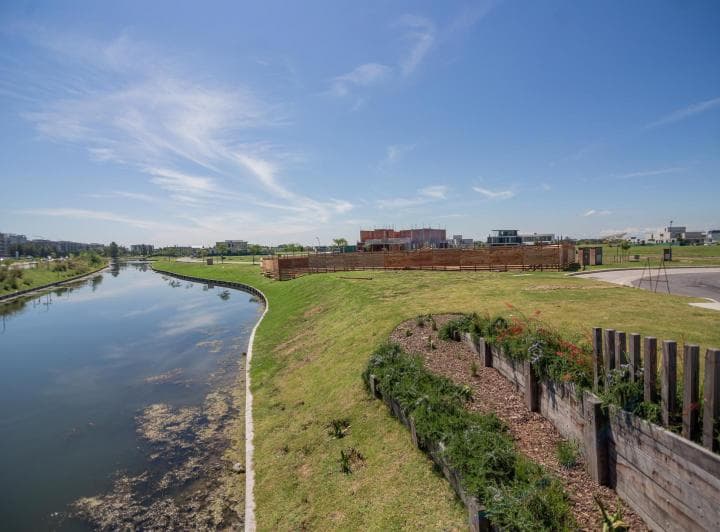 Terreno Al Lago Central en Nordelta, Los Puentes. - 4