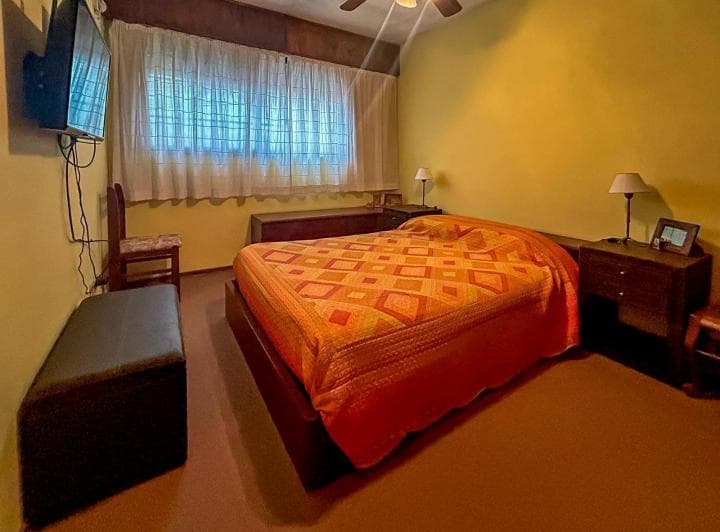 Venta - Casa - 4 Dorm. - Jardín - Alberdi, Rosario - 5