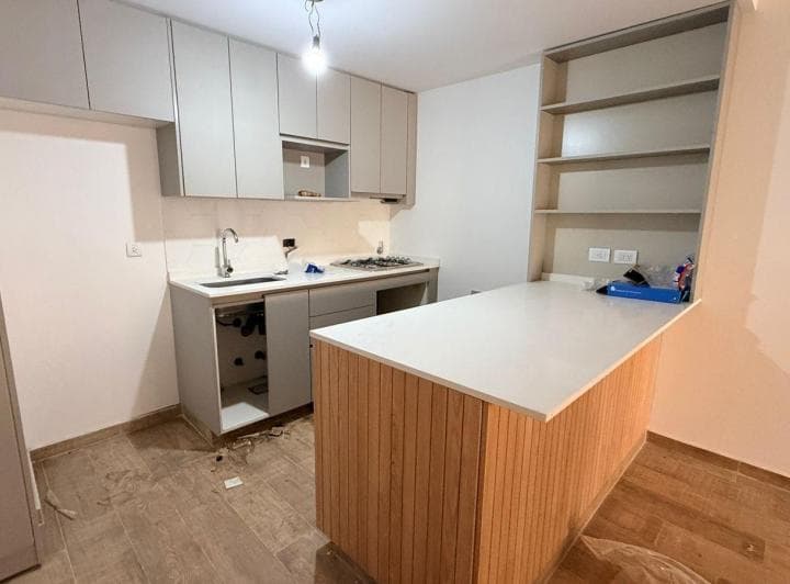 Dpto - 3 Amb de 100 m² con Balcon Tipo Quincho - Parrilla - Miralla Al 1000 - 4