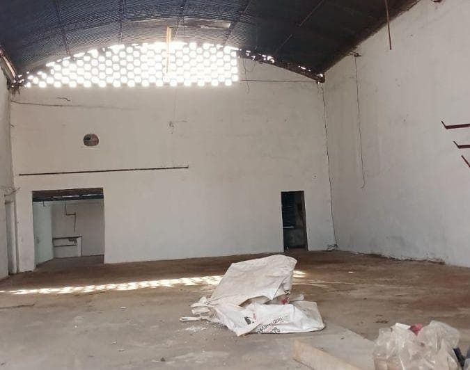 Galpon en Venta 660 m Cubiertos Barrio Pueyrredon - 5