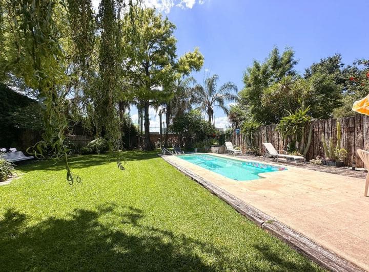 Venta/permuta - Casa de 3 Dorm., Cochera, Quincho, Jardín y Pileta - Cañada de Gomez. - 5
