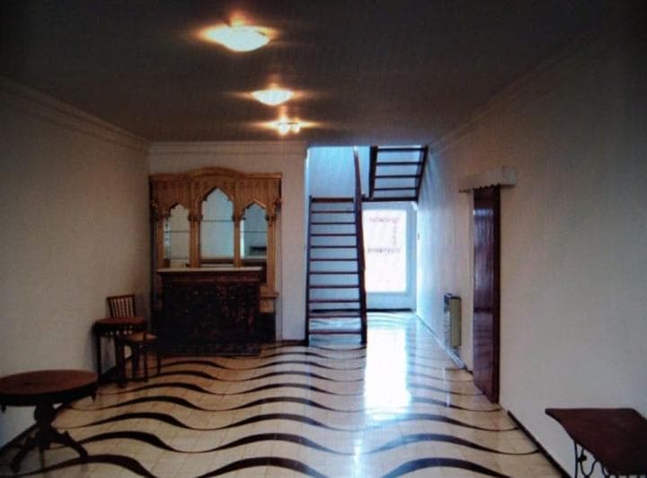 Invertí de Manera Eficiente Tu Dinero Vendo Casona 7 Ambientes m. T. Alvear 1200 - 4