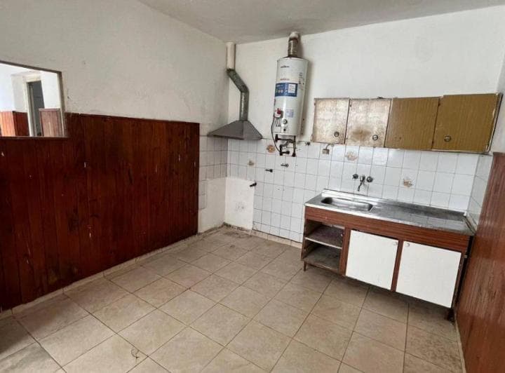 Apto Credito - Venta Casa - Bº Gral. Pueyrredon - 4