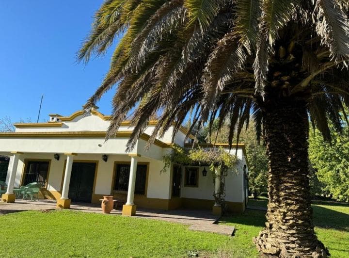 Muy Linda Casa Colonial Sobre Una Chacra de 3,6 Hectáreas - 5