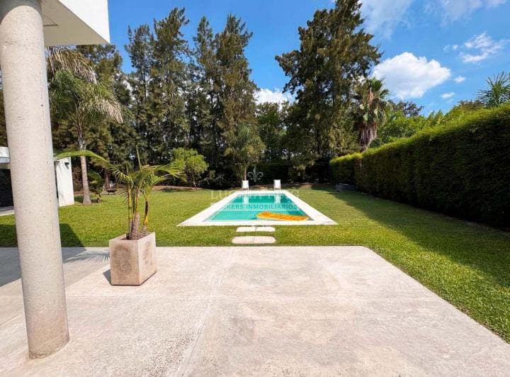 Moderna Casa en Venta 3 Dorm. - Pileta - El Encuentro Bancalari - 4