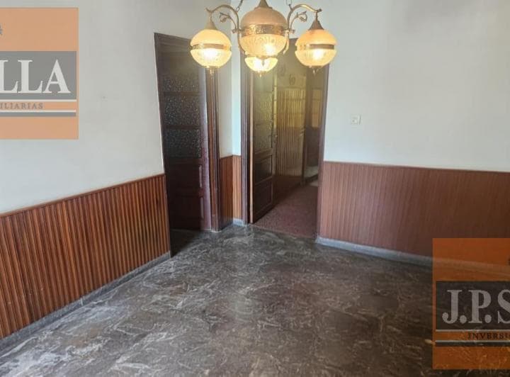 Casa 3 Amb. 110 m² en Lote 300 m² C/ Cochera, Jardín y Parrilla - San Justo - 4