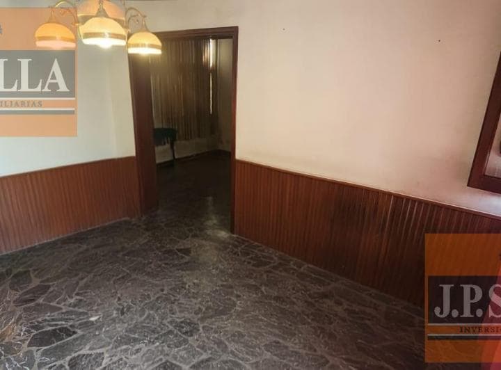 Casa 3 Amb. 110 m² en Lote 300 m² C/ Cochera, Jardín y Parrilla - San Justo - 5