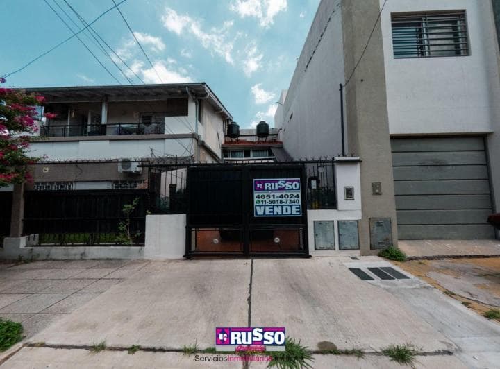 Venta Casa 3 Ambientes Ramos Mejia - 2