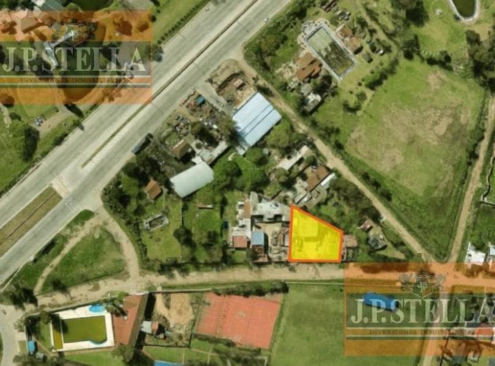 Lote 1076 m² a 70 m de Camino de Cintura - 9 de Abril - 2