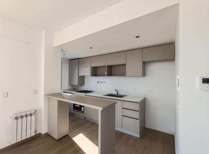 Tres Ambientes en Venta en San Martín - 3