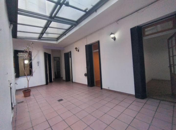 Excelente PH de 4 Ambientes + Patio + Cocina Completa - 2 Baños - Lavadero Independiente - 2
