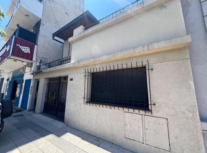 Venta Casa Sobre Lote Propio en Wilde - 3