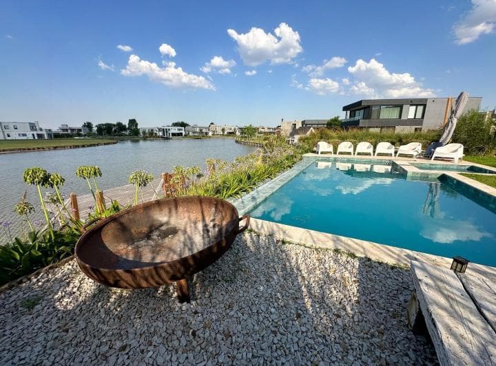 Casa en Venta 5 Ambientes a La Laguna en Canning - 4