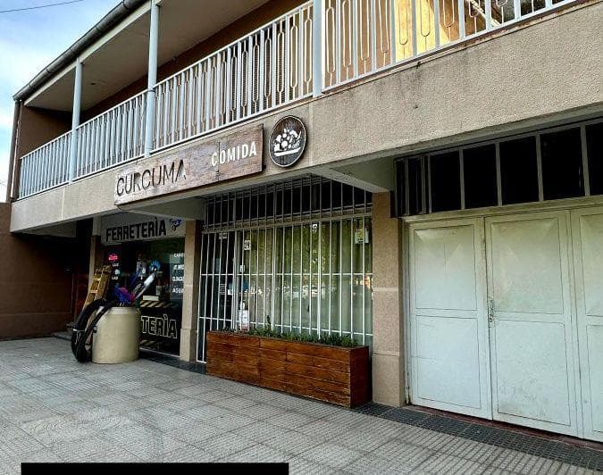 Venta Casa con Locales Cochera Av Sarmiento San Rafael Mendoza - 3