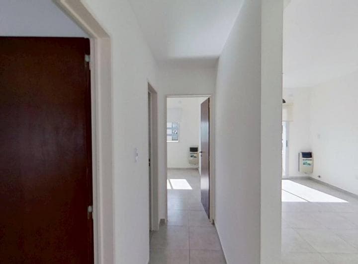 Departamento de un Dormitorio con Balcón. Apto Banco. Zona Pza Malvinas - 5