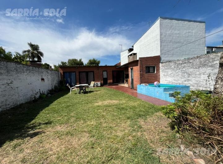 Venta Casa 5 Ambientes con Local Al Frente, con Piscina y Quincho en Rincón de Milberg, Tigre - 4