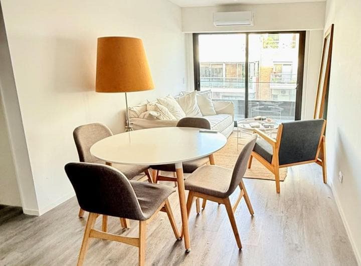 Departamento 2 Amb Al Frente a a Extrenar Luminoso con Amenities - 4