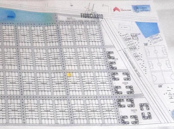 Venta: Terreno de 360 m² en Barrio Cerrado, Lagos de Piñero. - 4