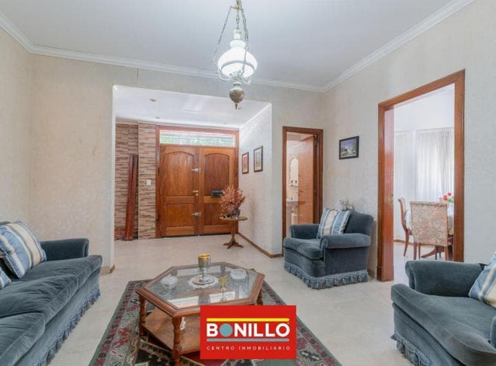 Casa 5 Ambientes Venta Villa Pueyrredón - 4