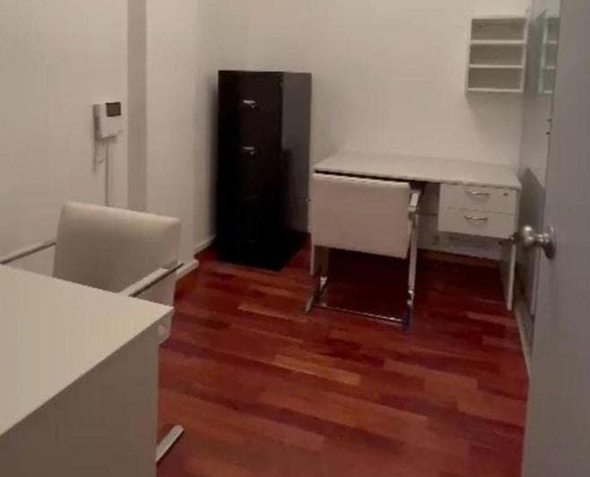Oficina en Venta - Calle 8 E/ 48 y 49, La Plata - 4