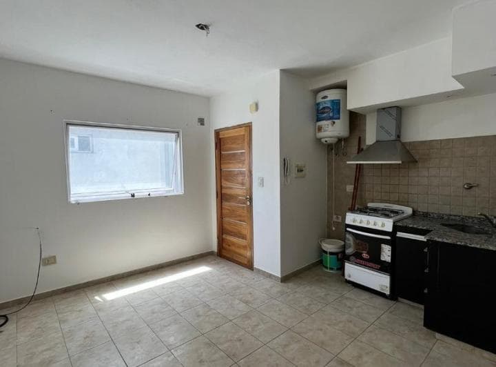 Venta Depto 2 Ambientes Merlo Centro - 4