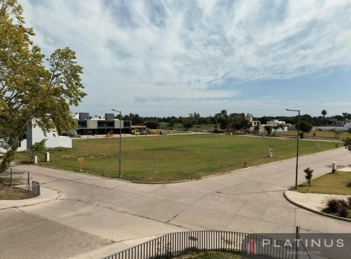 Lote Central en Venta de 360 m² - Campo Chico - 4