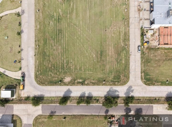 Lote Central en Venta de 360 m² - Campo Chico - 3