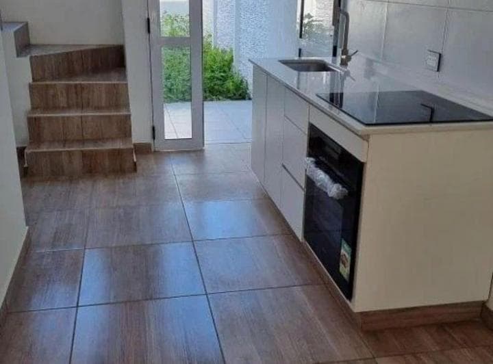 Venta Duplex 3 Amb a Estrenar con Patio y Cochera en Castelar - 5