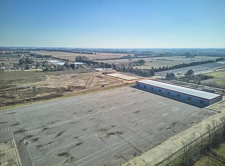 Centro Logistico Para Pymes, con Unidades a Partir de Los 700 m². con Todos Los Servicios. - 2