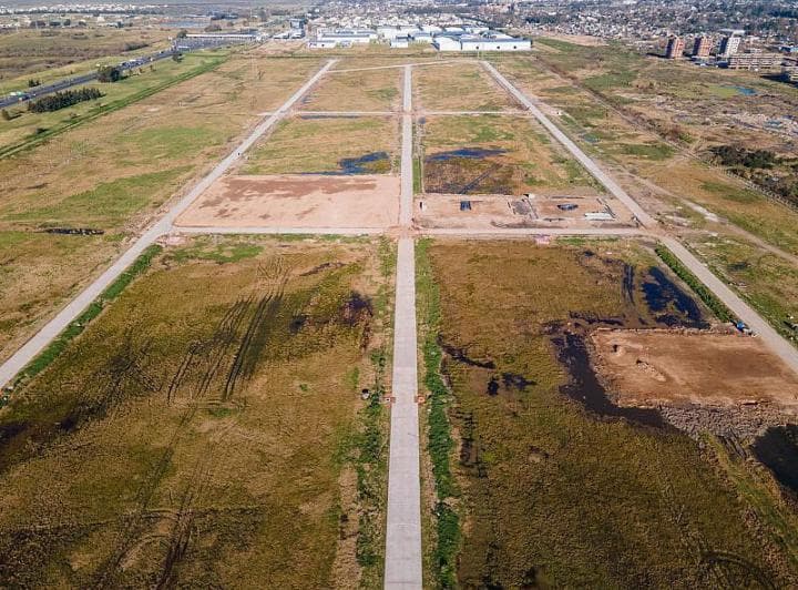 Excelente Parque Industrial en Hudson Sobre Autopista Bs As - La Plata. Lotes Desde 2000 m². - 5